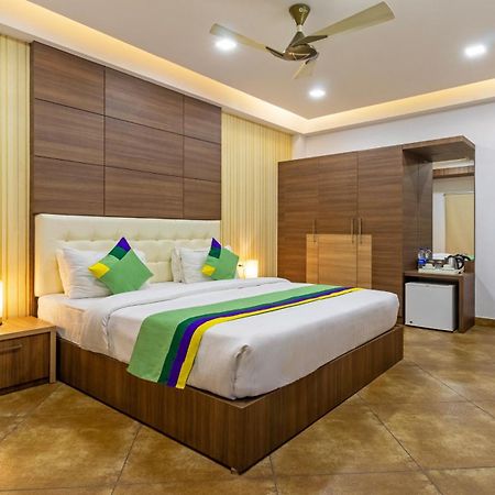 Treebo Grand Canyon By D2V Kochi Esterno foto
